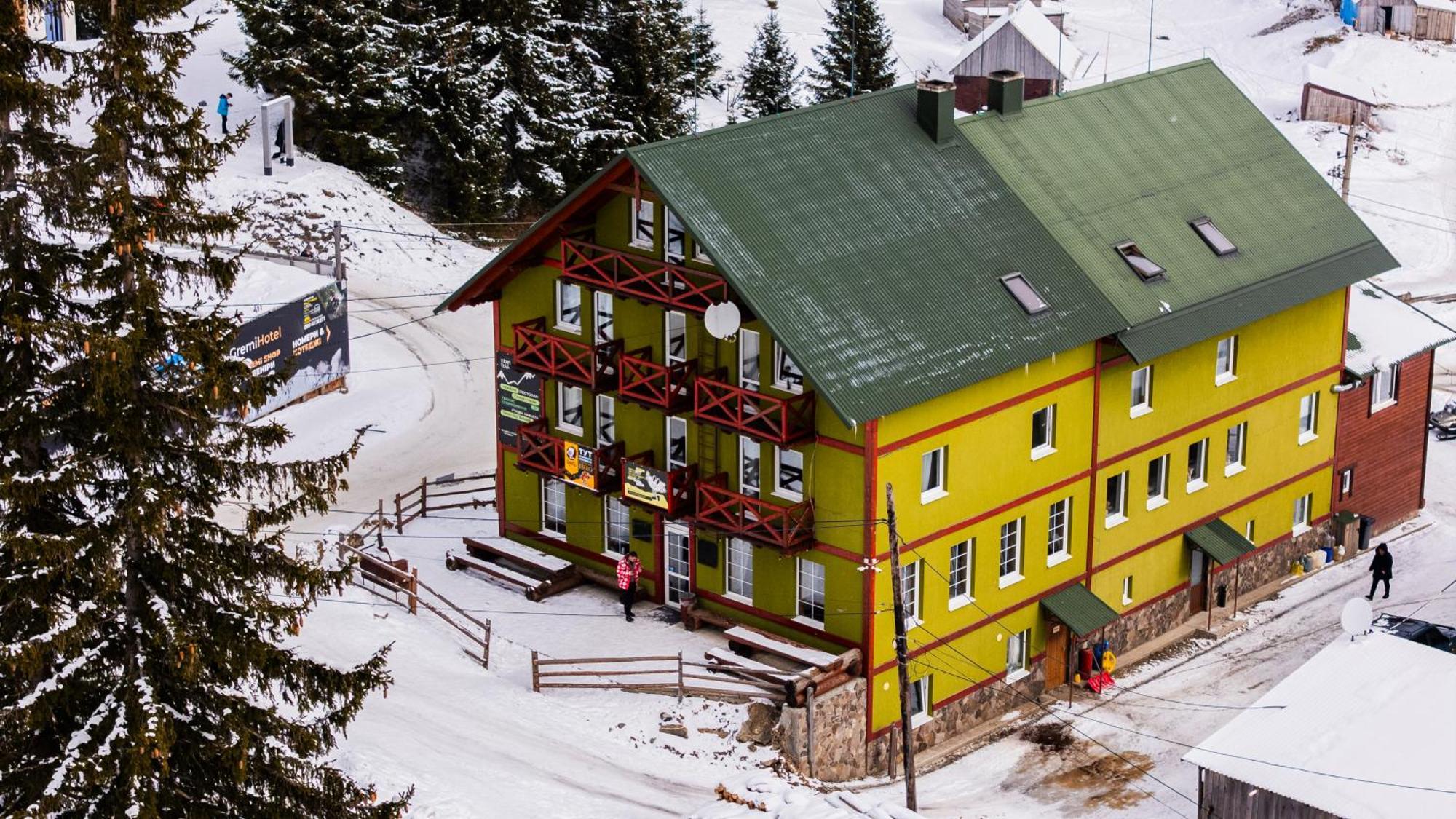Robert Hotel ドラゴブラト エクステリア 写真